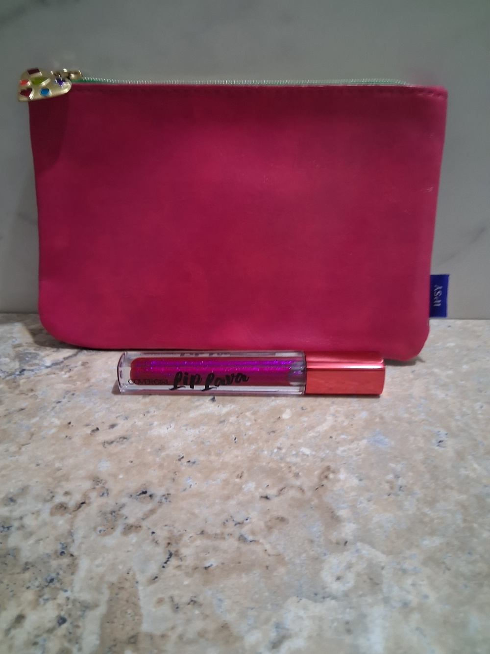 COVERGIRL Lip Lava Gloss with Bright Pink/Blue Pouch